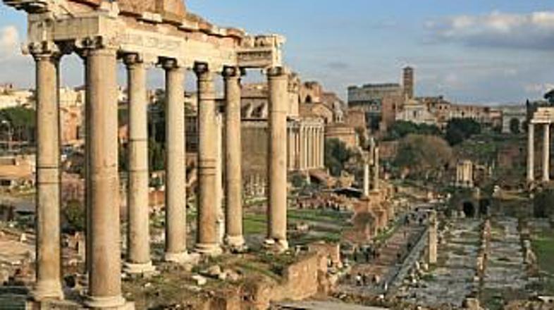 Za nekajdnevni oddih v evropskem mestu bi ročna prtljaga morala biti dovolj.