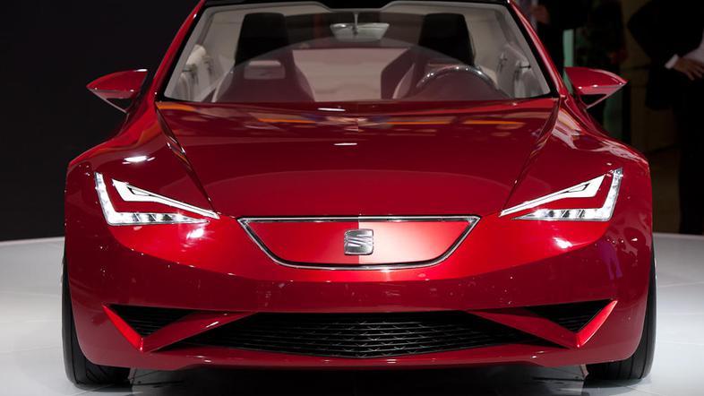 Seatovo predstavlja športno konceptno vozilo IBE z električnim motorjem z močjo 