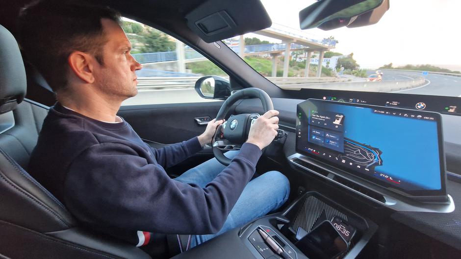 BMW iX3 50 xDrive | Avtor: Gregor Prebil