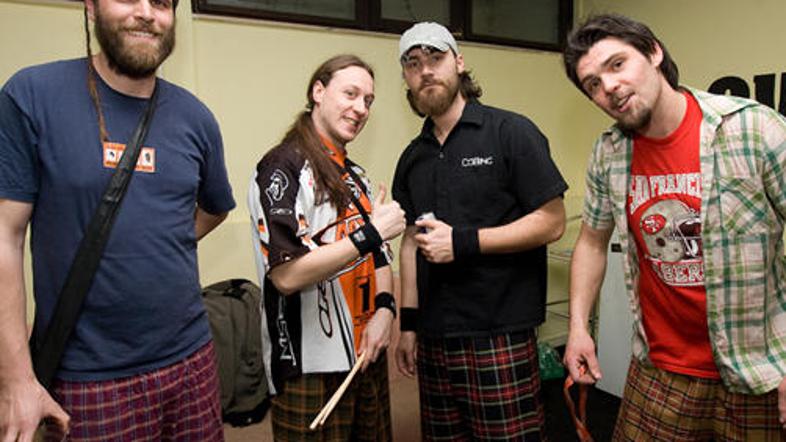 Obriši solze, moj prijatelj, življenje je pred nama!