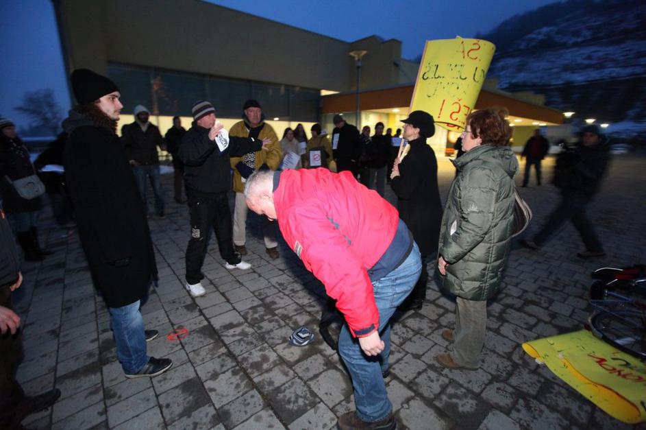 Pred Zborom za republiko