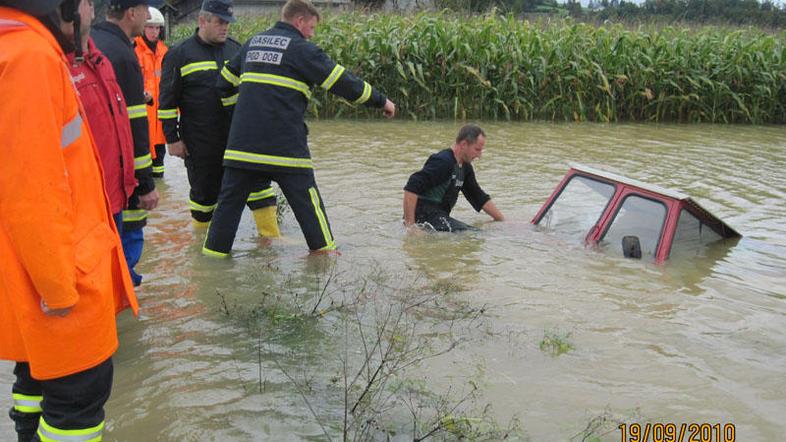 gasilci, PGD Dob pri Šentvidu, poplave