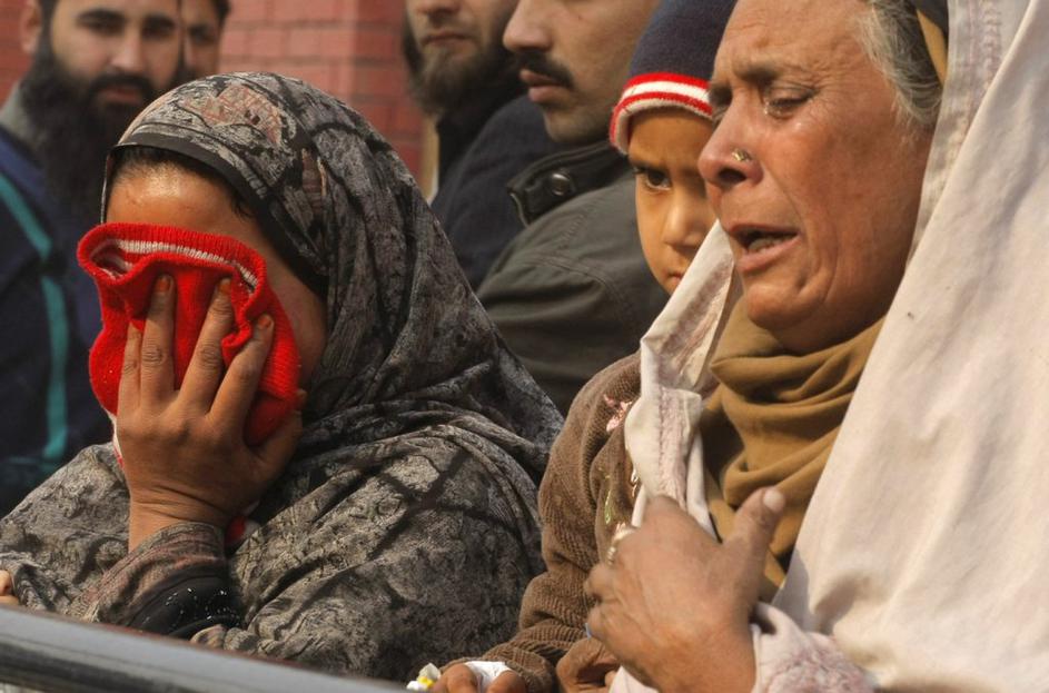 pakistan, pešavar, žalovanje, napad, taliban