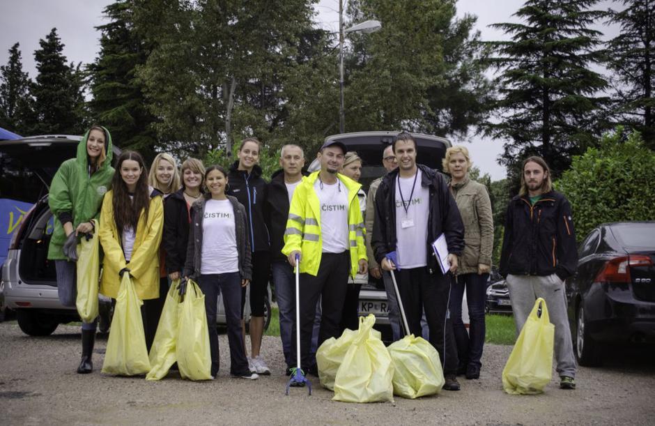 Očistimo obalo | Avtor: Anže Grošelj