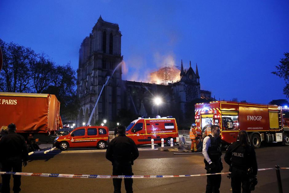 Požar Notre Dame | Avtor: Epa