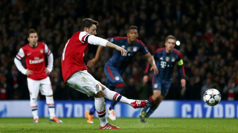 mesut ozil arsenal