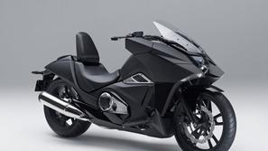 Honda NM4 Vultus