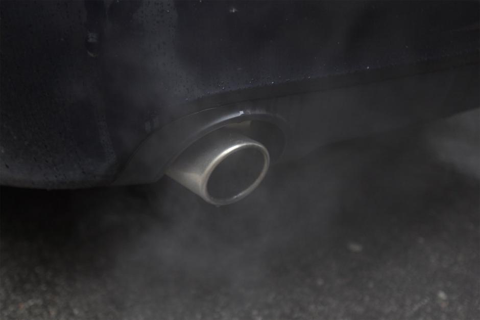 Izpuh | Avtor: Žurnal24 main