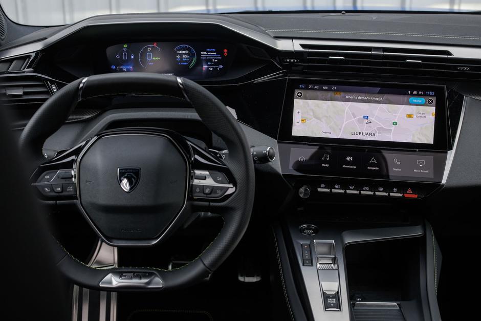 Peugeot 308 | Avtor: Žiga Intihar