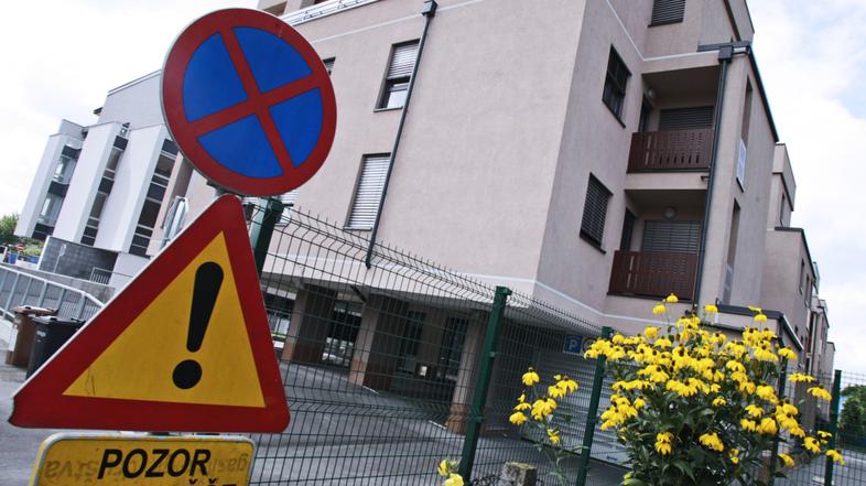 slovenija 05.08.2011 Draveljski vrtovi, novogradnja, nepremicnine, Ljubljana; fo