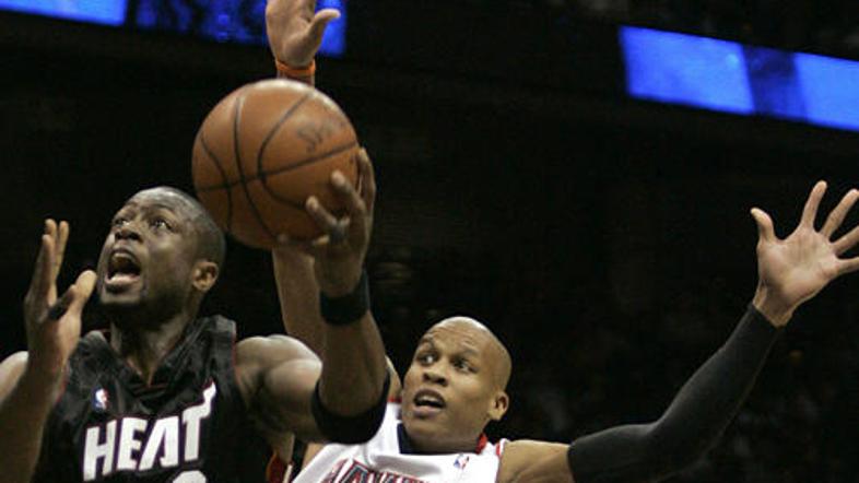 Dwayne Wade se je na drugi tekmi proti Atlanti pokazal v drugi luči.