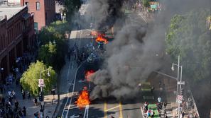 nemiri v Los Angelesu