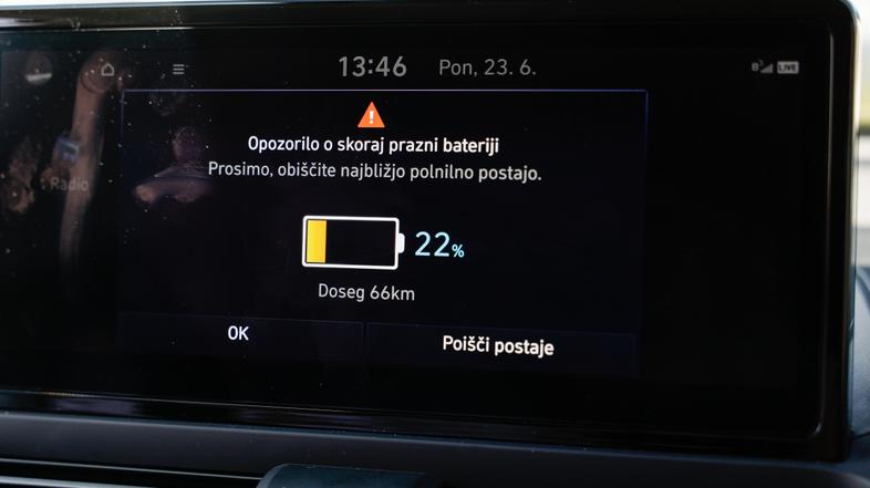 Test dosega z malimi električnimi avti ë-C3, box in inster