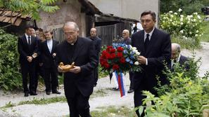 Pahor in Stres ob obisku Hude jame in Starega Piskra. (Foto: Gregor Katič)