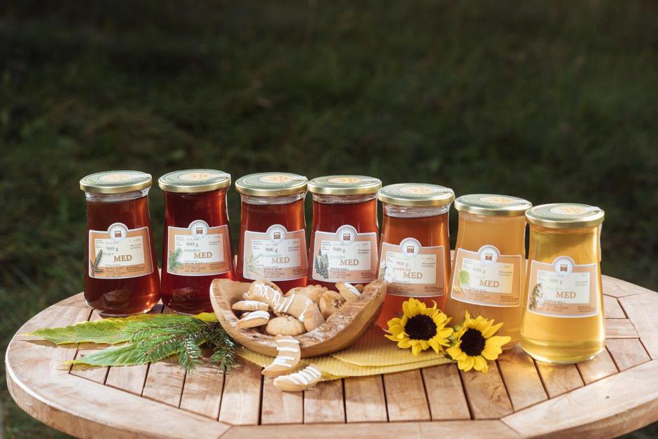  | Avtor: Čebelarska zveza Slovenije