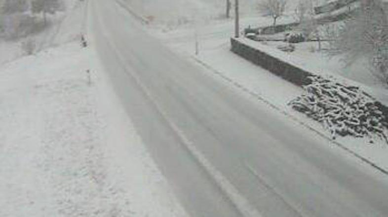 Poskrbite, da vas jutri na cesti ne bo presenetil sneg. Foto: Žurnal24.si