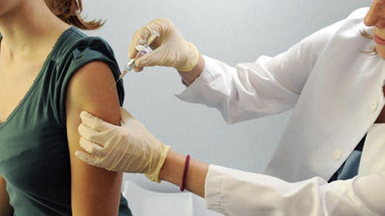 Srbija naj bi zaradi virusa nove gripe v torek razglasila izredne razmere. (Foto