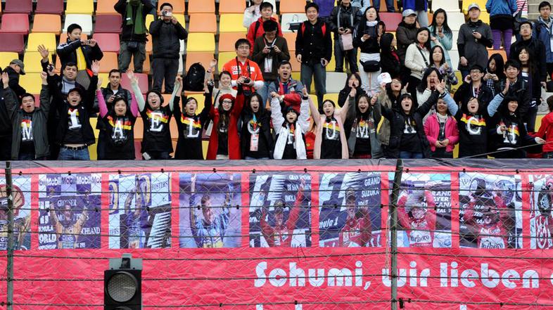 VN Kitajske 2010 šanghaj Michael Schumacher Mercedes navijači