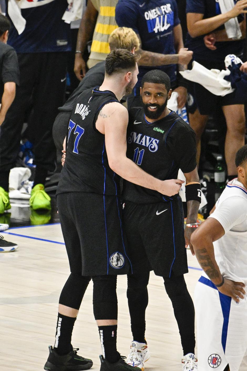 Luka Dončić in Kyrie Irving | Avtor: Profimedia