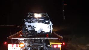 Pri nesreči električnega BMW i3 so posredovali gasilci PGD Zreče