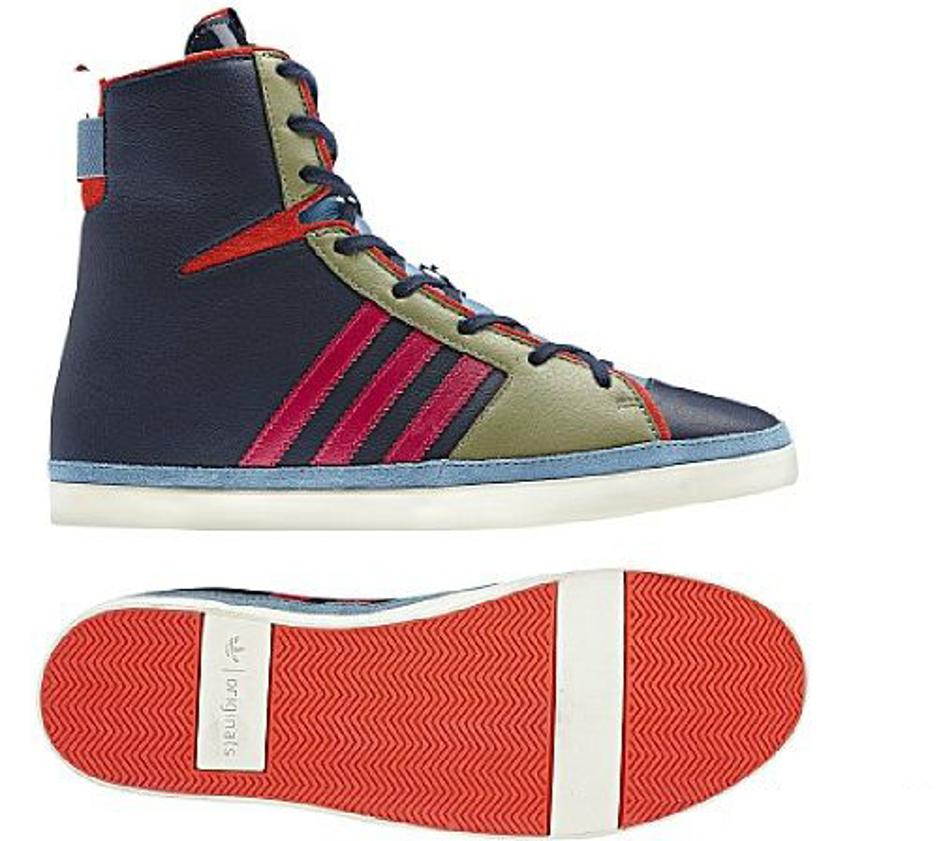 Adidas, prej 89,95 EUR, zdaj 44,95 EUR