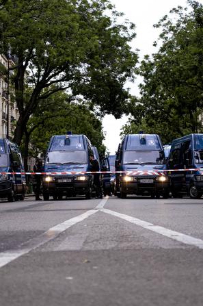 Pariz 2024 policija