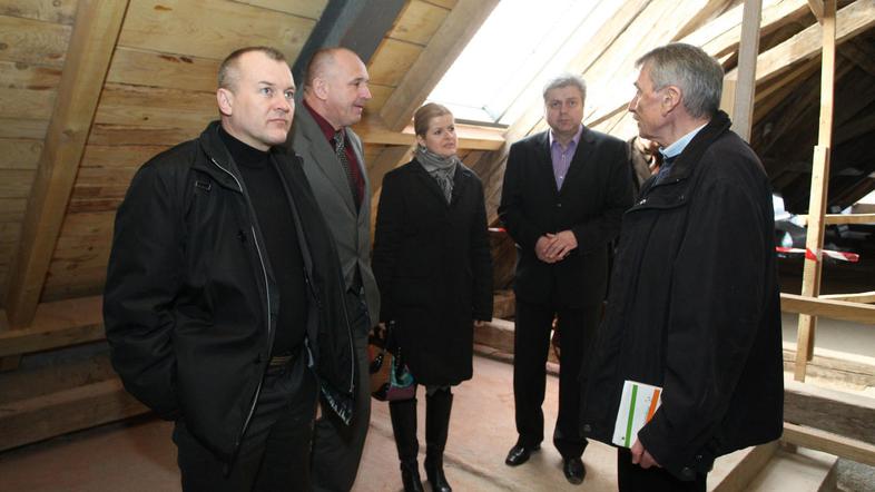 Sedem mesecev pred odprtjem lutkovnega gledališča v minoritskem samostanu na Len