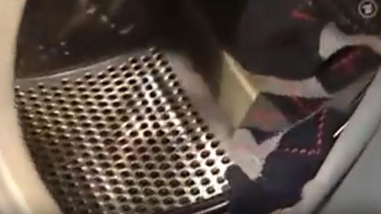 Pralni stroj in nogavice