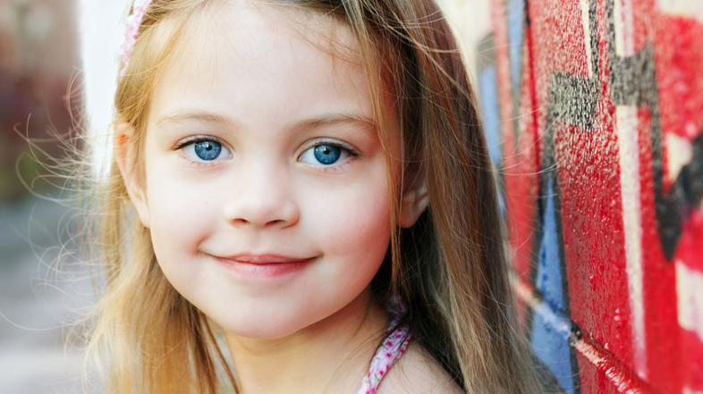 Dvojezične družine vnašajo pestrost v vsako kulturno okolje. (Foto: Shutterstock