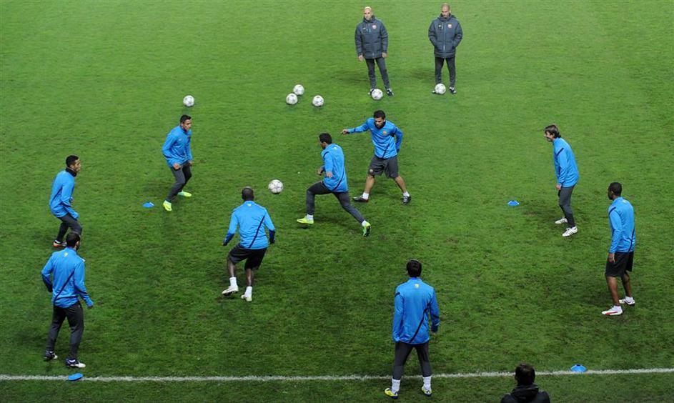 Trening in novinarska konferenca Barcelone pred tekmo s Plznom.