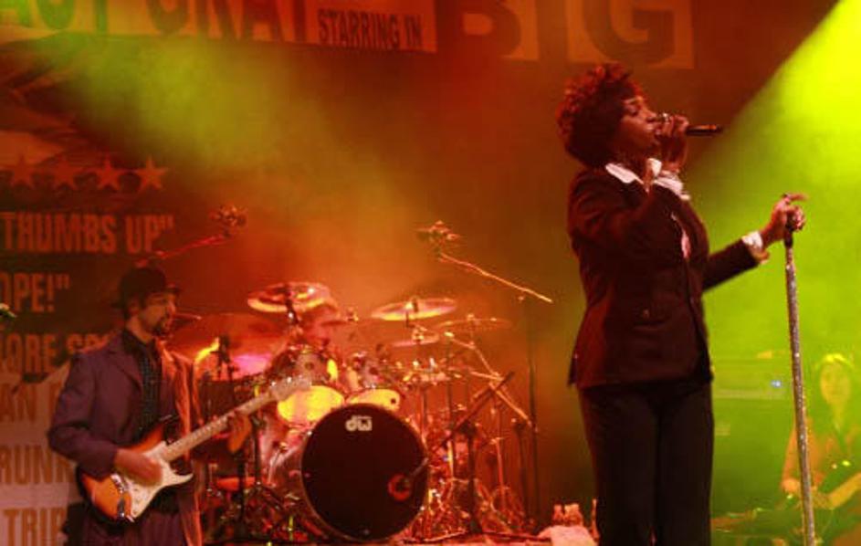 Macy Gray je občinstvo večkrat označila za seksi in lepe.