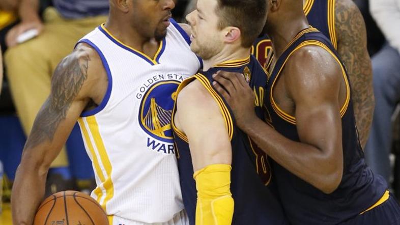 Andre Iguodala Matthew Dellavedova Golden State Warriors Cleveland Cavaliers