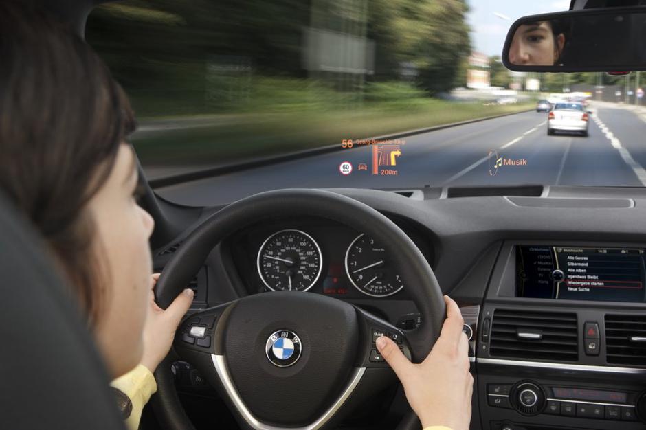 BMW HUD zaslon | Avtor: BMW
