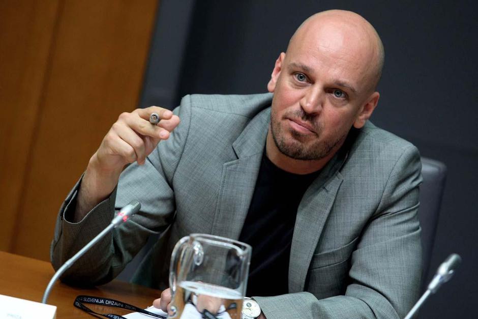 dr%C5%BEavni zbor, zasli%C5%A1anje, Damijan Jankovi%C4%87 | Avtor: Žurnal24 main