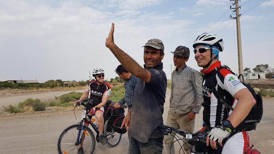 kolesarjenje po Iranu