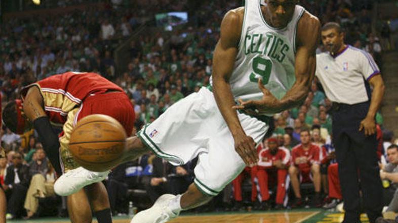 Rondo je odigral eno svojih najboljših srečanj, za igralca tekme ga je proglasil