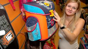 “Neka mama je za šolsko torbo in druge potrebščine svojega prvošolca porabila ka