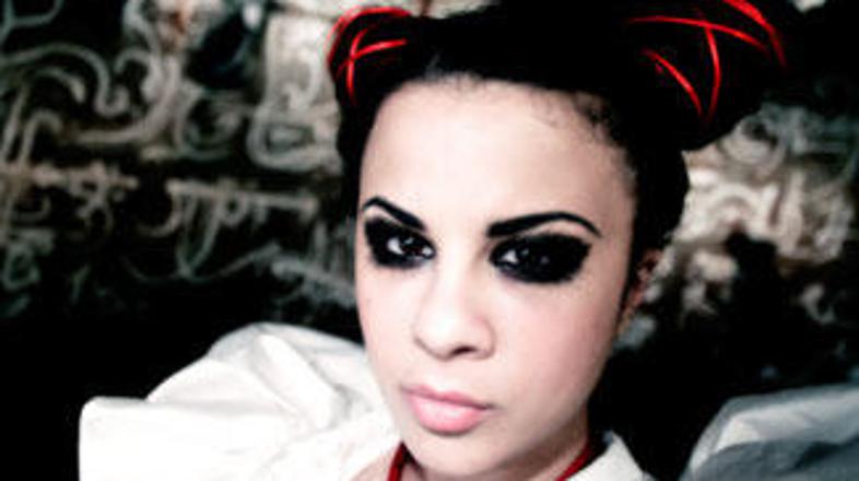 Koncert kraljice trip hop podzemlja, ob predstavitvi plošče, bo 13.11.2008 ob 21