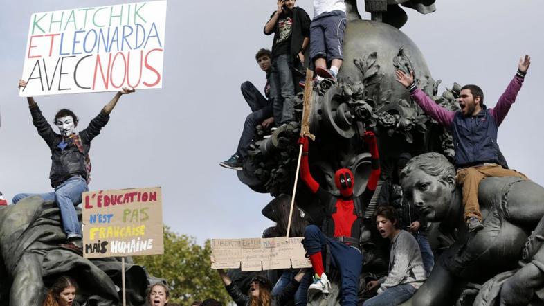 Protest proti izgonu Dibranijeve