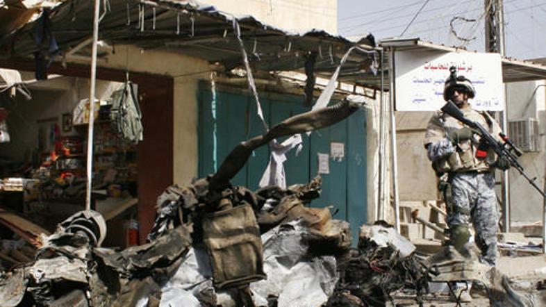 Leta 2010 je bilo v Afganistanu največ žrtev po letu 2011, ko so Američani pomag