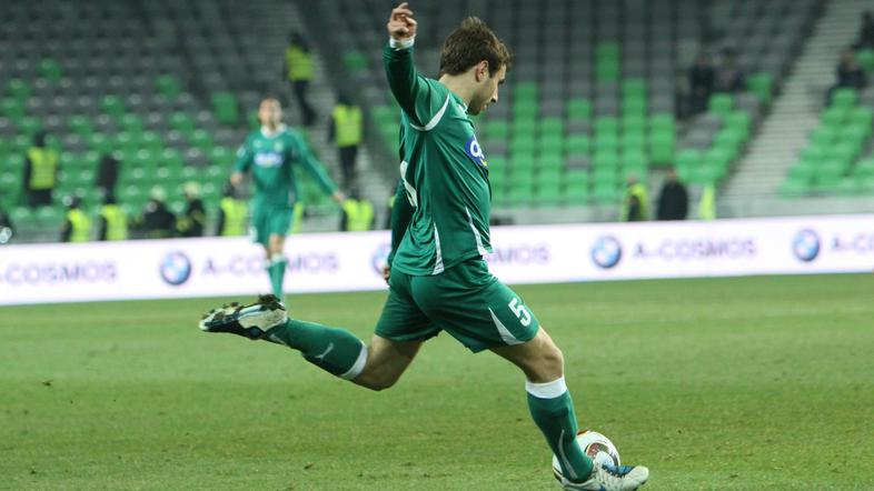 "Če bomo zadržali takšno formo in nam bo malce na pomoč priskočila tudi sreča, s