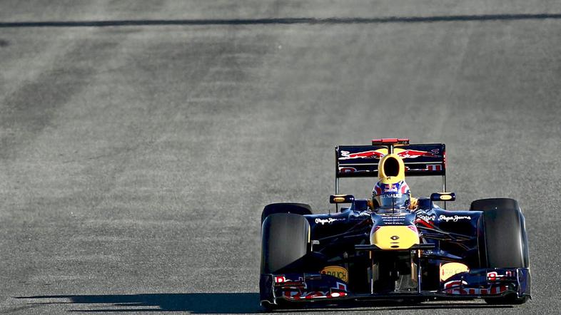 Če dobro pogledate: Webber ima tukaj "odprto" zadnje krilce. (Foto: EPA)