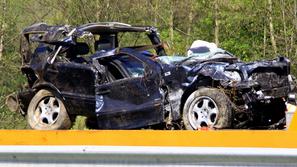 24. aprila je voznik osebnega vozila med priključkom Šentilj in cestninsko posta