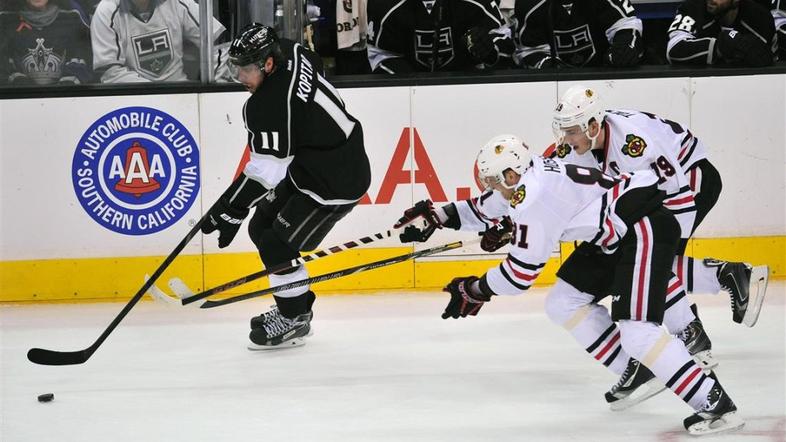 Kopitar Hossa Toews Los Angeles Kings Chicago Blackhawks liga NHL Staples Center