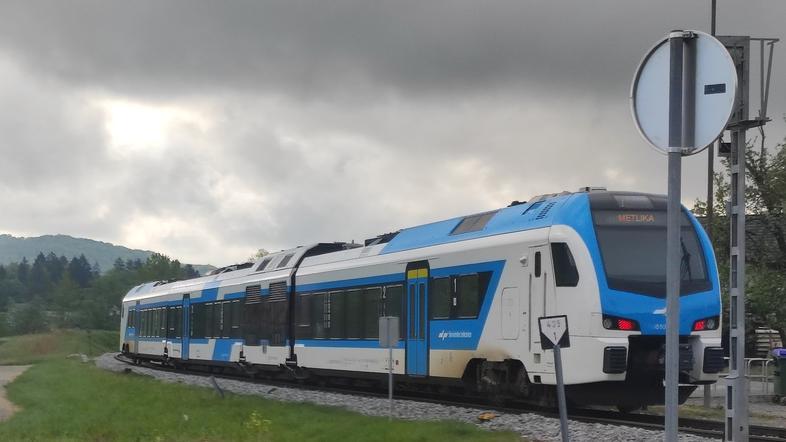 Vlak (Slovenske železnice)