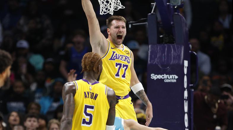 Luka Dončić Hornets Lakers
