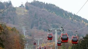 slovenija 24.10.13. pohorska vzpenjaca, mariborsko pohorje, gondola, foto: nino 