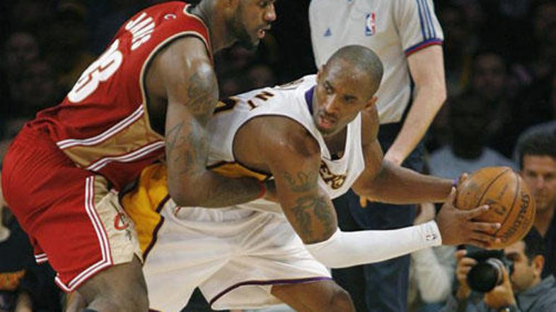 Bryant–James, neposredni dvoboj za naslov MVP?