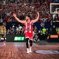 Alec Peters Olympiacos Fener