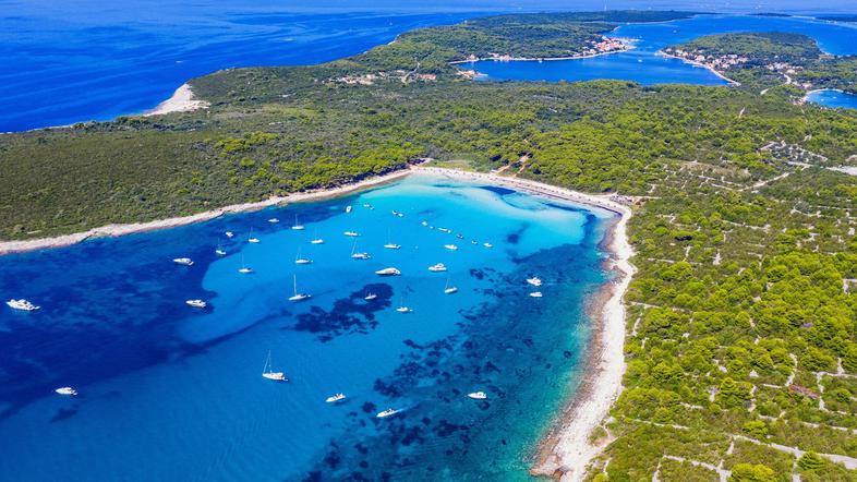 Sakarun, Dugi otok